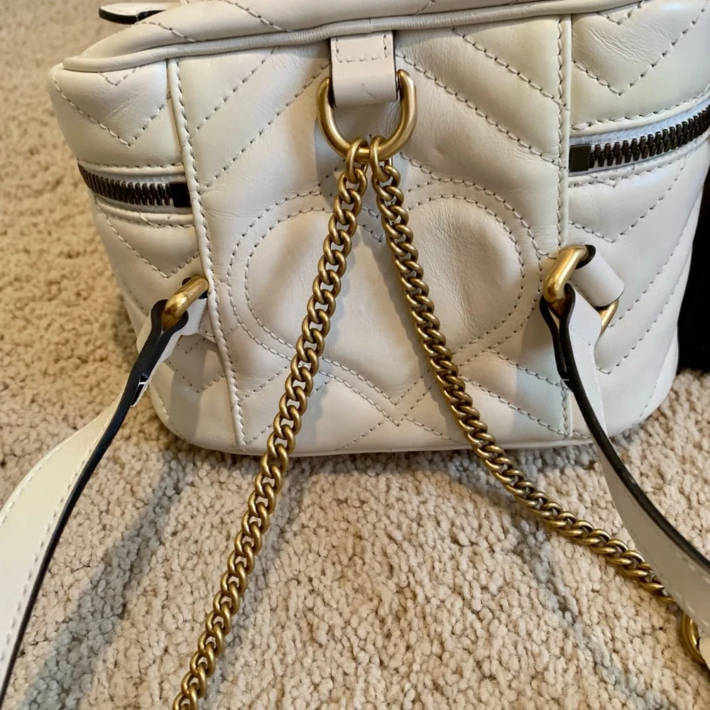 Gucci Calfskin Matelasse Mini GG Marmont Rounded Backpack in White - Picture 9 of 10
